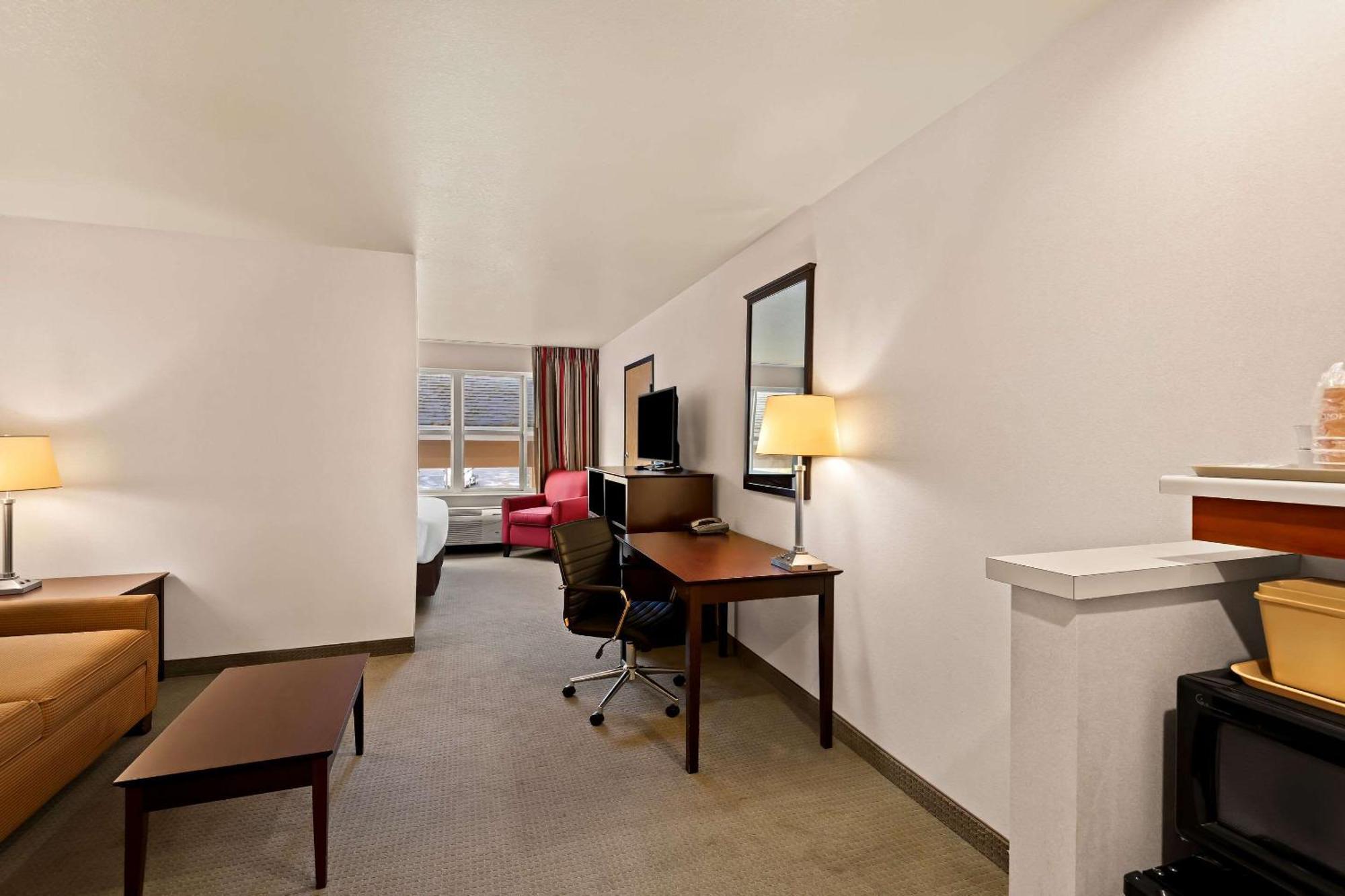 Comfort Inn & Suites Creswell Buitenkant foto