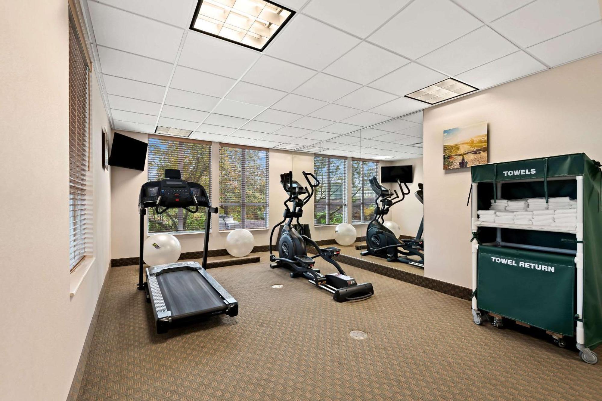 Comfort Inn & Suites Creswell Buitenkant foto