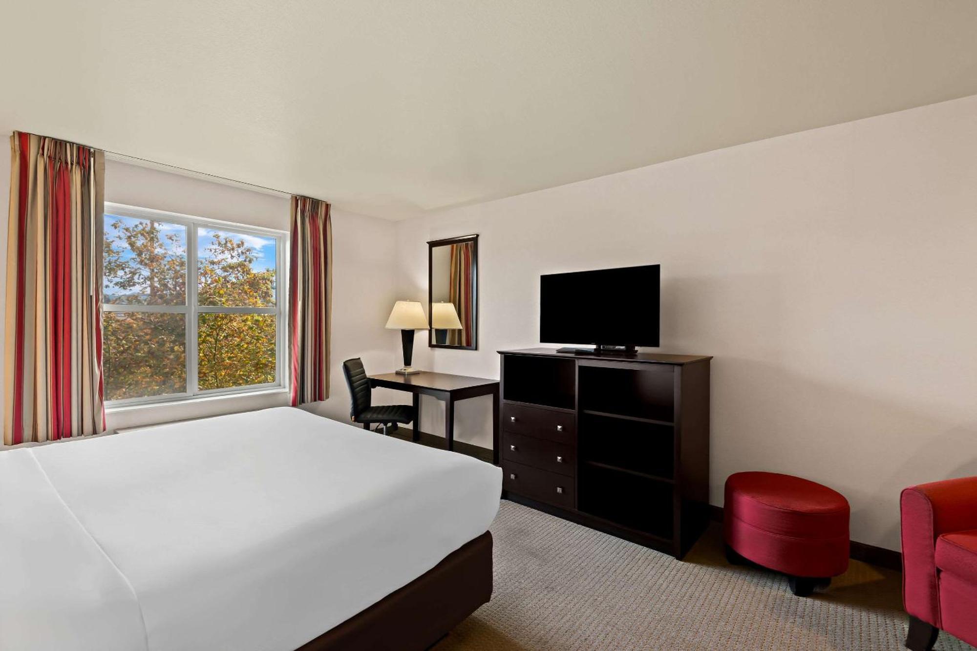 Comfort Inn & Suites Creswell Buitenkant foto