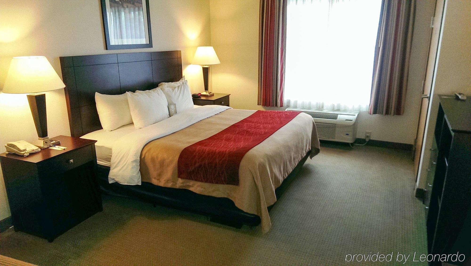 Comfort Inn & Suites Creswell Buitenkant foto